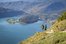 Tolle Wanderungen entlang der Berge mit Aussicht auf das Zwei Seen Land